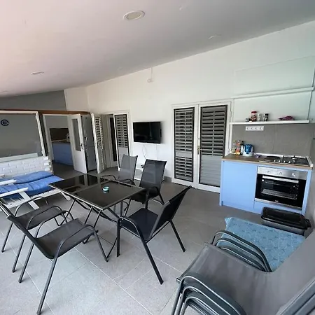 Apartment Riba Fish *