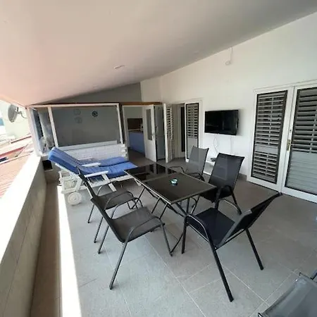 Apartment Riba Fish Neum